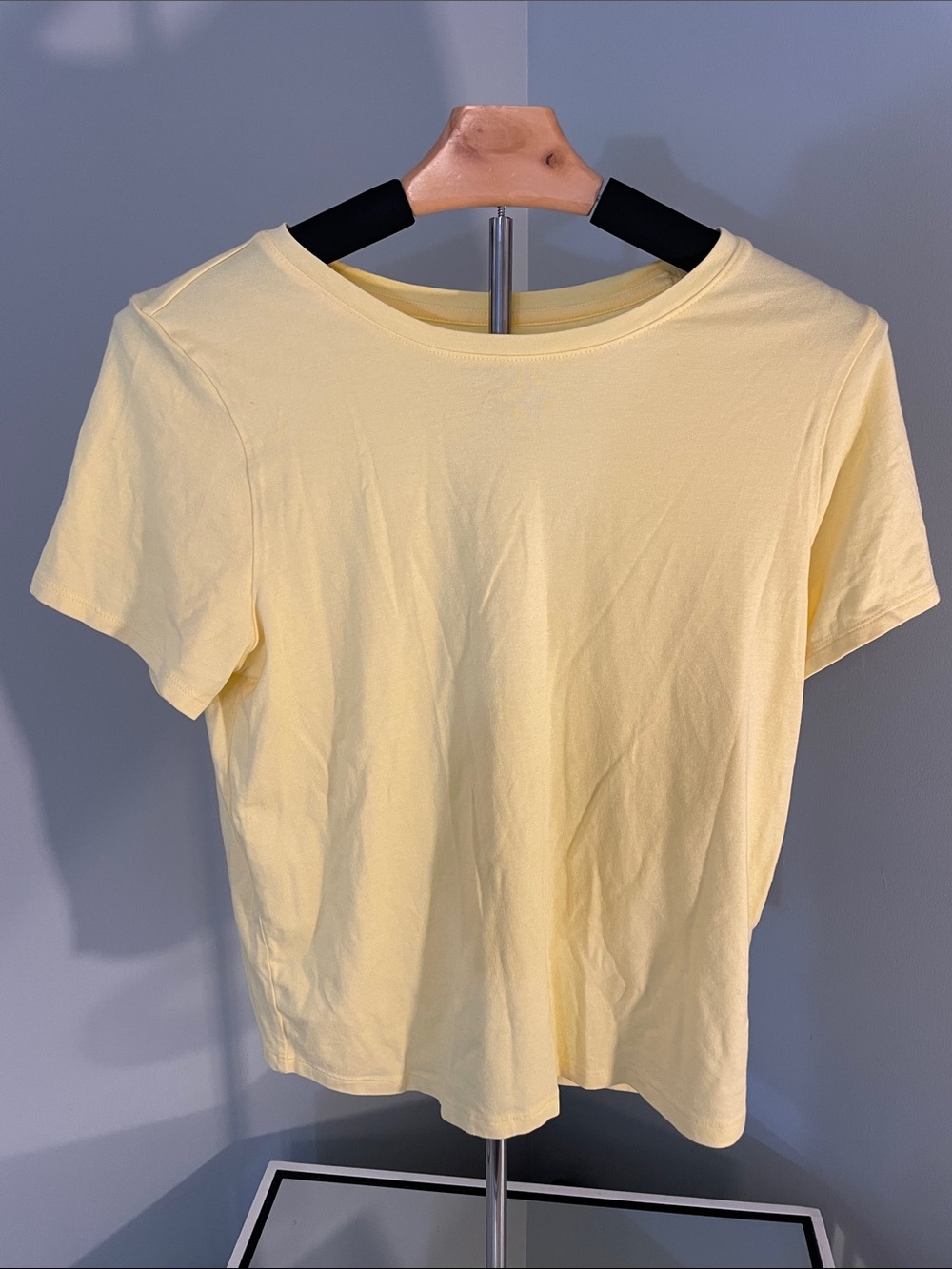 Old Navy Soft Pastel Yellow Short Sleeve Tee large tall